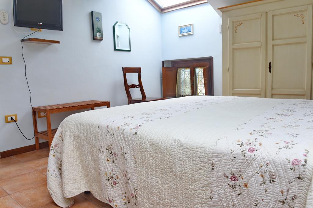 Casa Vacanze Il Cenito Кастеллабате Экстерьер фото