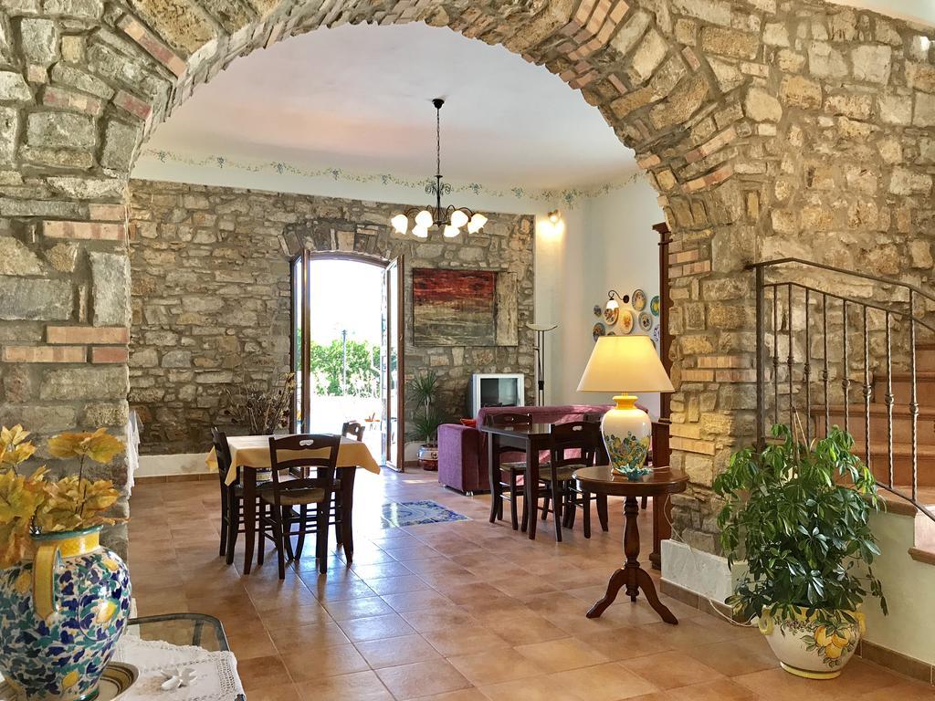 Casa Vacanze Il Cenito Кастеллабате Экстерьер фото