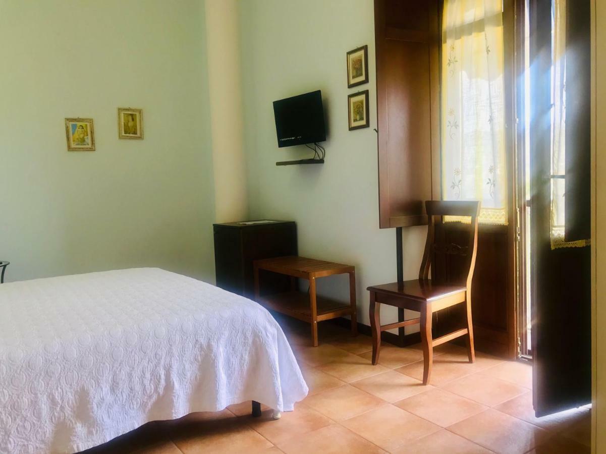 Casa Vacanze Il Cenito Кастеллабате Экстерьер фото